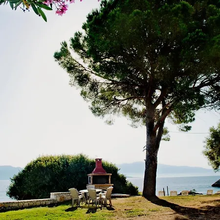 Ξενοδοχείο με διαμερίσματα Daniel 3*