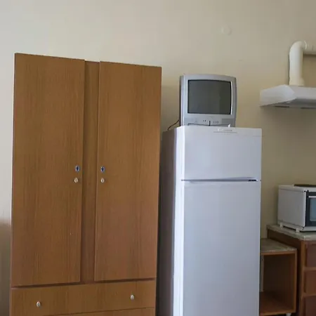 Ξενοδοχείο με διαμερίσματα Daniel 3*