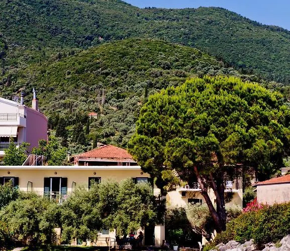 Daniel Hotel apartamentowy Nikiana